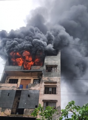 Fire breaks out in Delhi factory